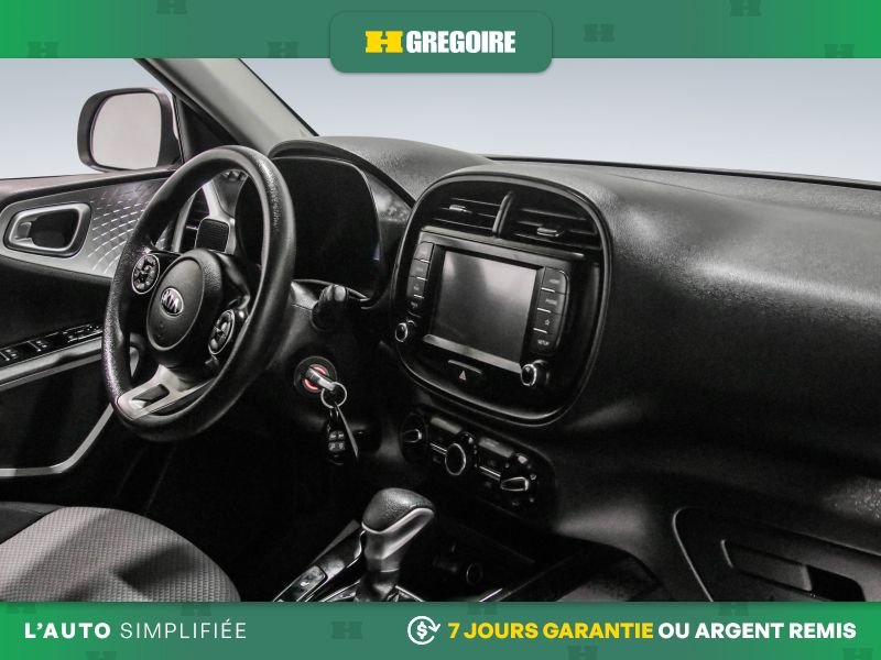 2020 Kia Soul White Saint-Eustache - photo #27