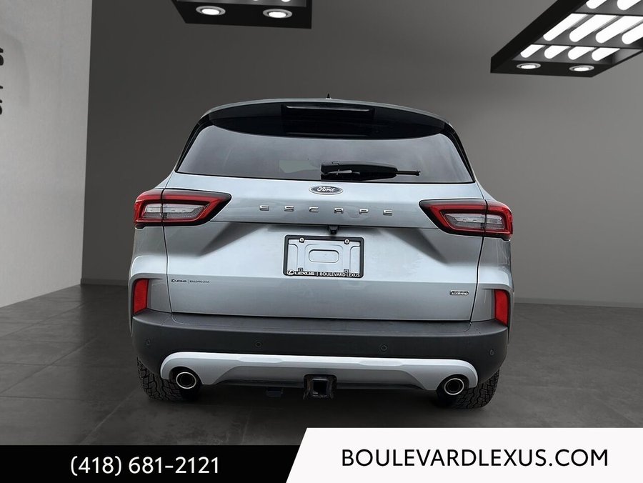 Ford Escape VHR TA 2023 Gris