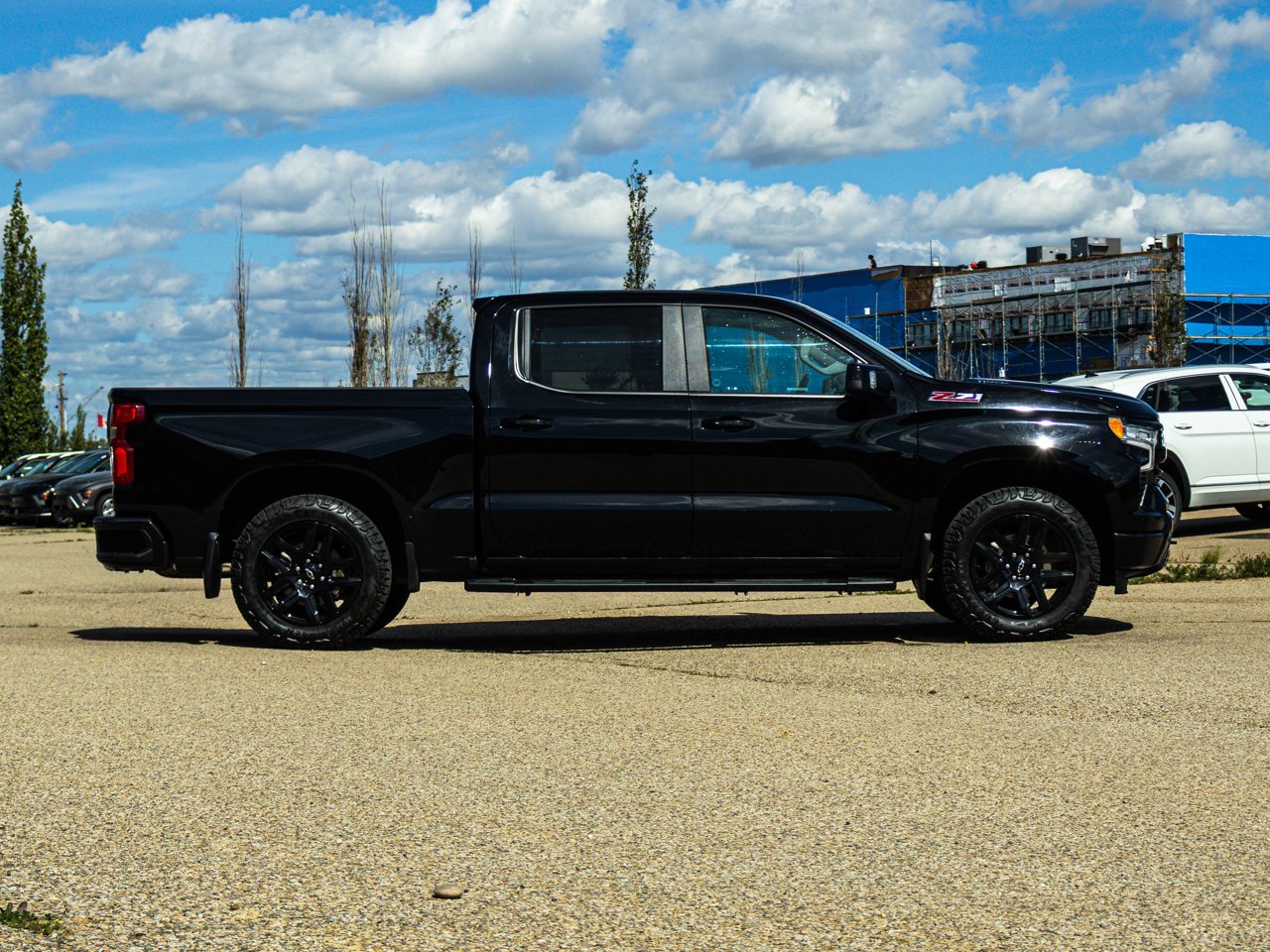 2024 Chevrolet Silverado 1500 4WD Crew Cab 147 RST Black Sherwood Park - photo #14