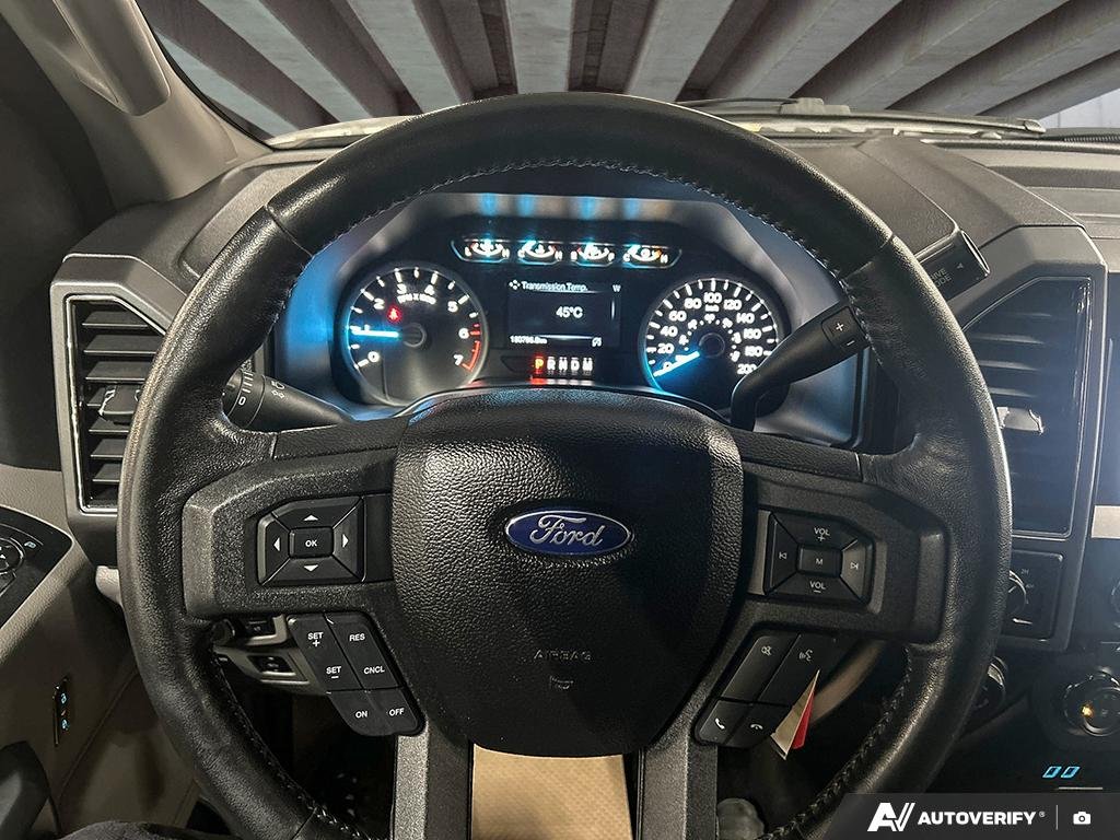 2018 Ford F-150 2602152C | XLT 4WD SuperCrew 5.5' Box White Edmonton - photo #13