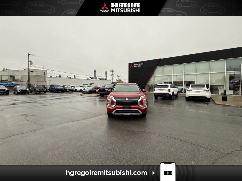 2024 Mitsubishi Outlander SE *AWD * a partir de 0.9%* carplay Toit Mags Red