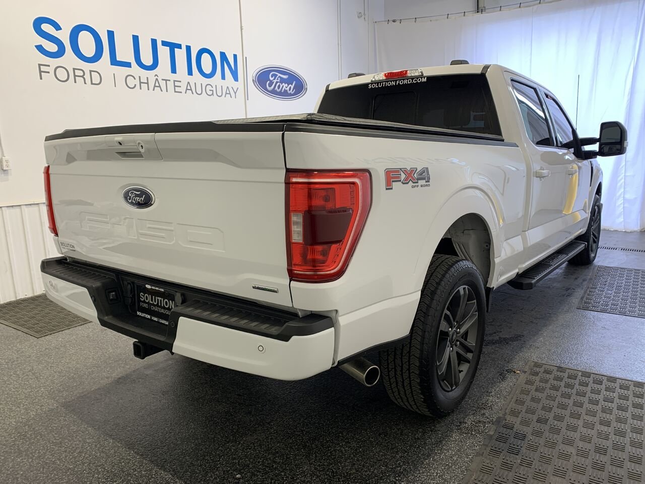 2023 Ford F-150 SUPERCREW XLT SPORT White Saint-Eustache - photo #8