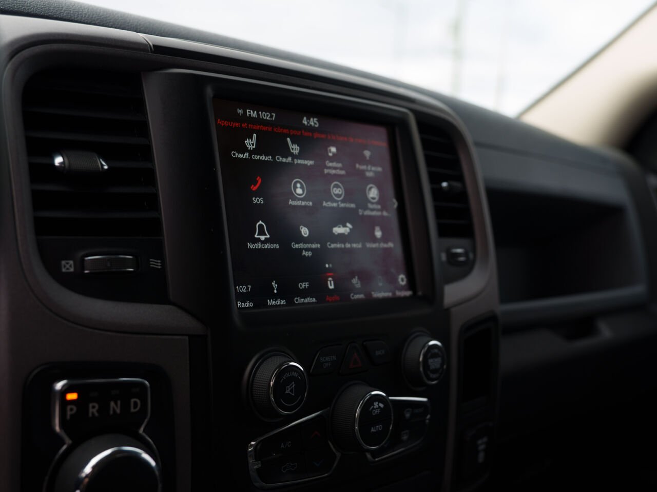 2019 Ram 1500 Classic Red Val-d'Or - photo #12