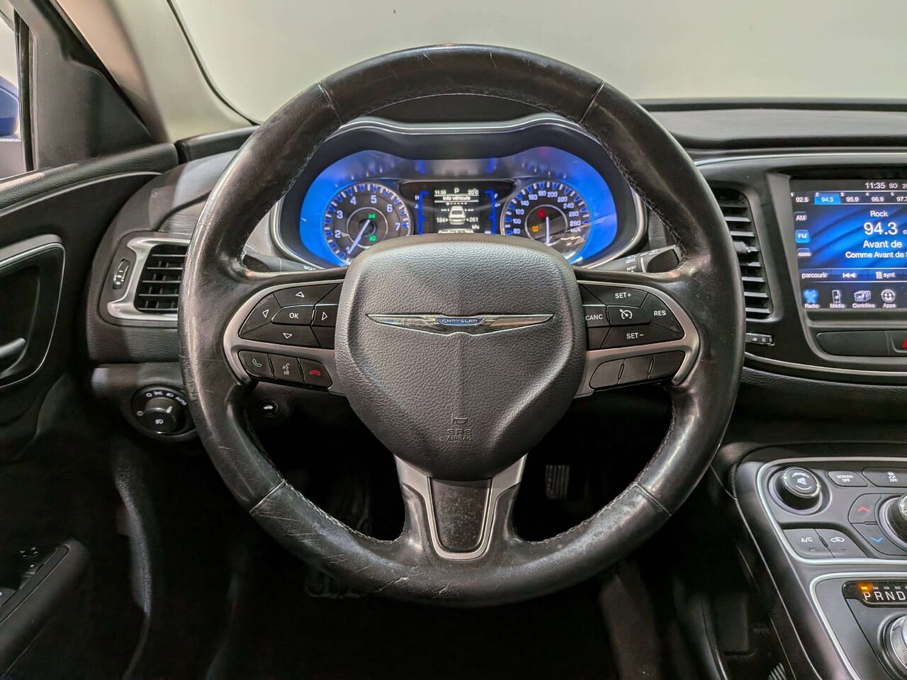 Chrysler 200 4dr Sdn Limited FWD 2016 Bleu Mirabel - photo #13