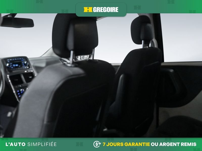 Dodge GR Caravan 2019 Rouge Saint-Eustache - photo #21
