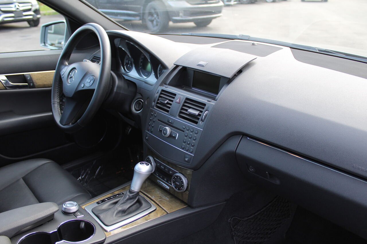 2011 Mercedes-Benz Classe-C VIN: WDDGF8BB4BA505424 Grey Sainte-Rose - photo #7