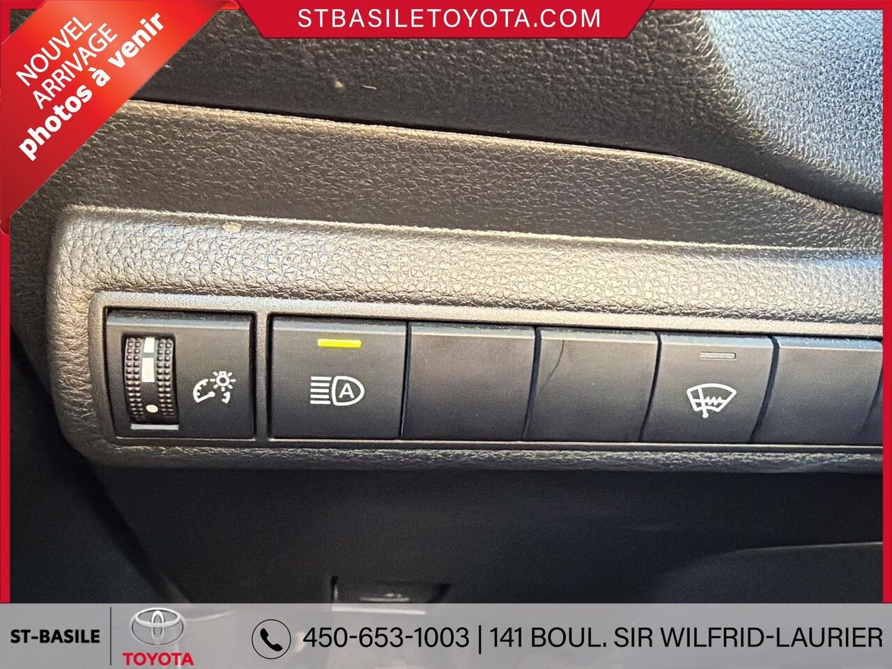 TOYOTA COROLLA 2022 Bleu Saint-Basile-le-Grand - photo #10