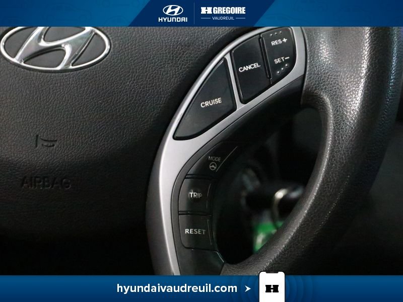 Hyundai Elantra 2015 Rouge Blainville - photo #22