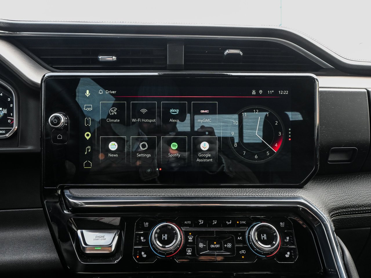 2023 GMC Sierra 1500 4WD Crew Cab 147 Denali Black Sherwood Park - photo #26