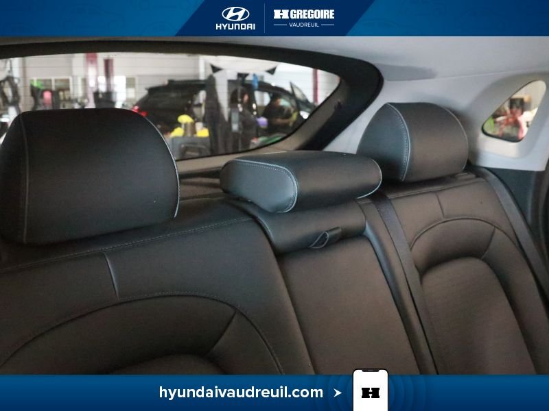 2021 Hyundai Kona White Vaudreuil-Dorion - photo #32