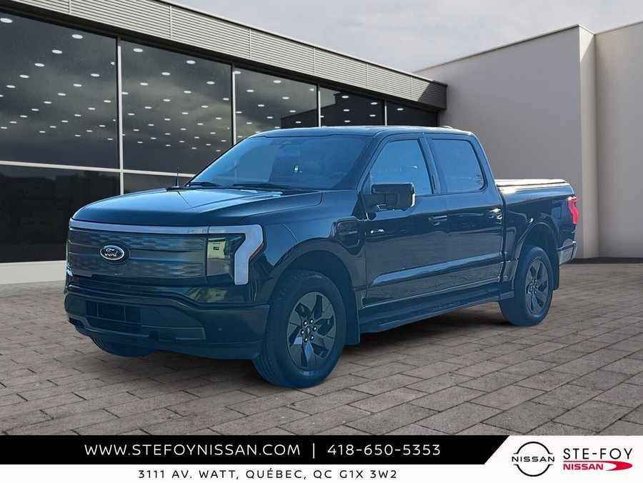 Ford F-150 Lightning LARIAT STANDARD RANGE LARIAT cabine SuperCrew 4RM caisse de 5,5 pi 2023 Noir