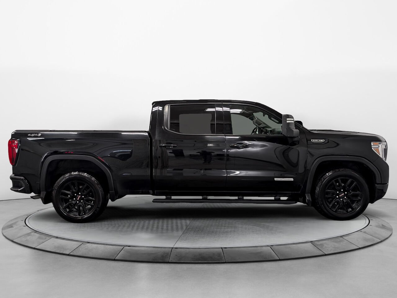 GMC Sierra 1500 4WD Crew Cab elevation Moteur 5.3L 2021 Noir Sherbrooke - photo #4