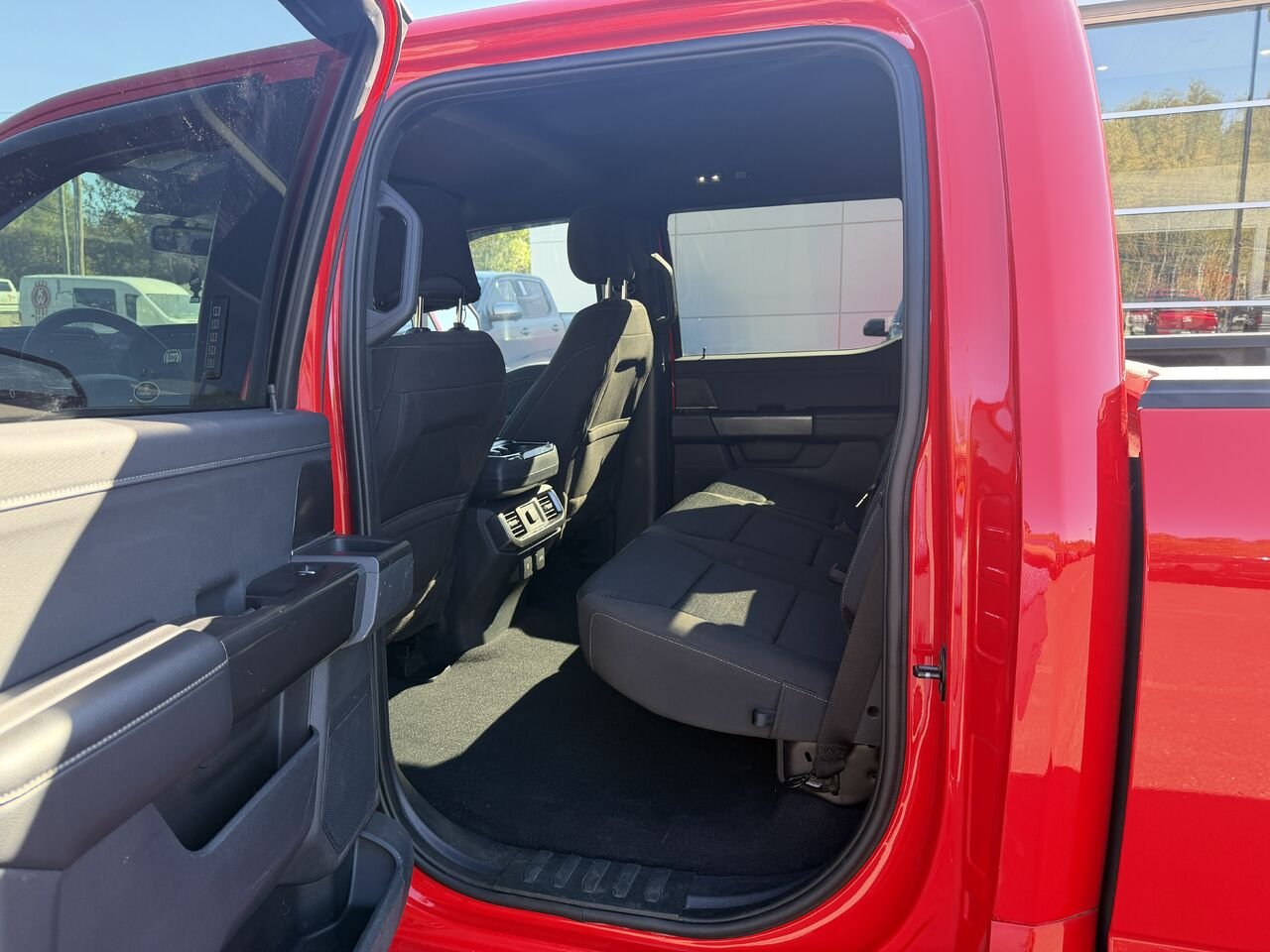 2023 Ford F-150 Red Mont-Laurier - photo #12