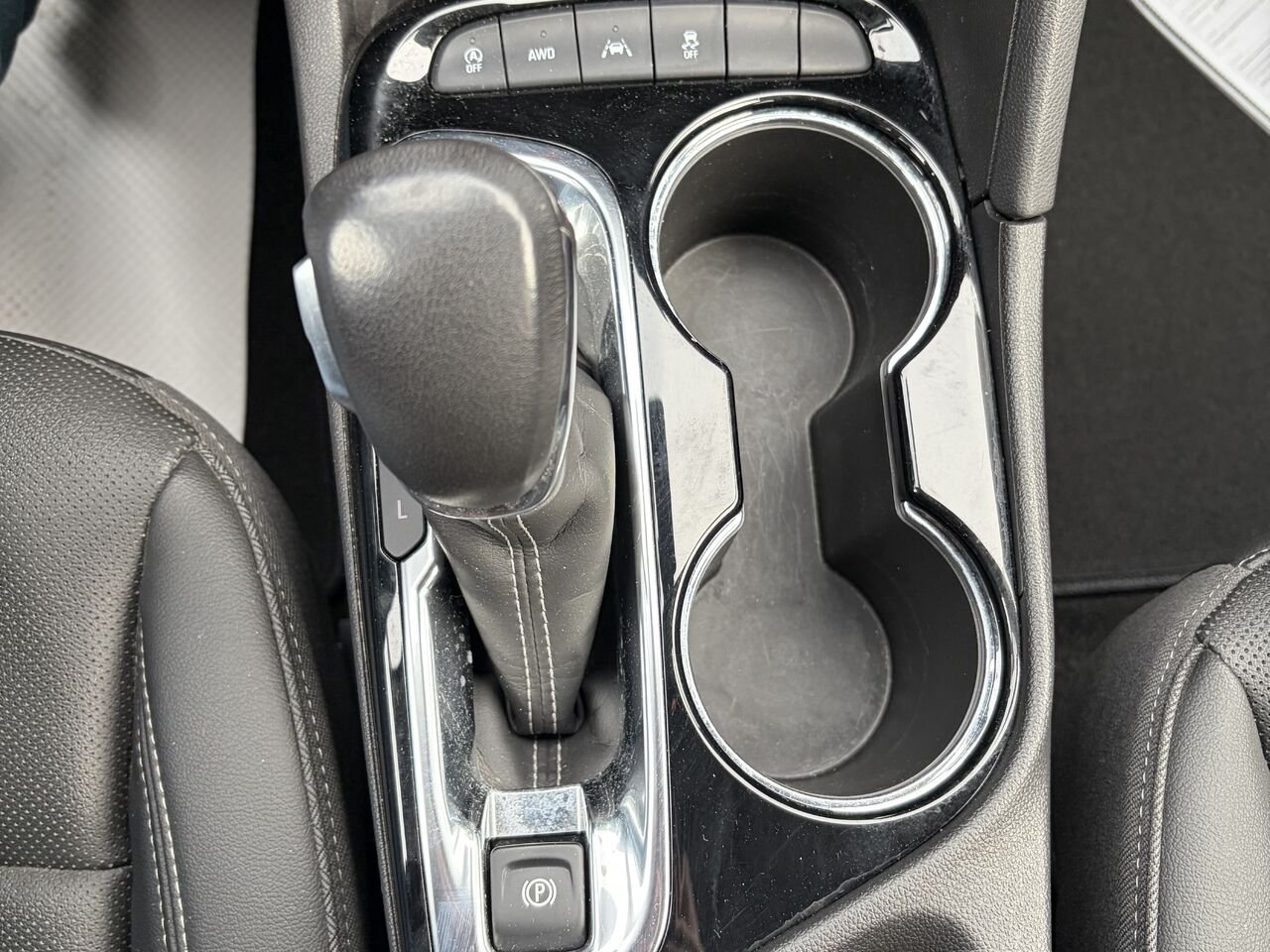 2024 BUICK ENCORE GX SPORT TOURING Tourisme sport 4 portes TI White Ottawa & Gatineau - photo #8
