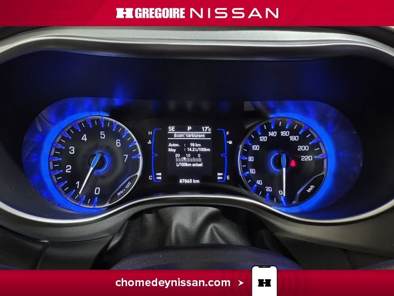 2019 Chrysler Pacifica White Saint-Eustache - photo #46