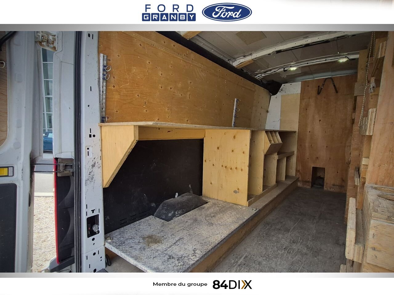 2015 Ford Transit fourgon utilitaire White Granby - photo #12
