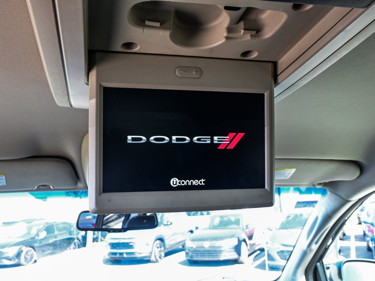 2013 Dodge Grand Caravan 4dr Wgn SXT Grey Sherwood Park - photo #29