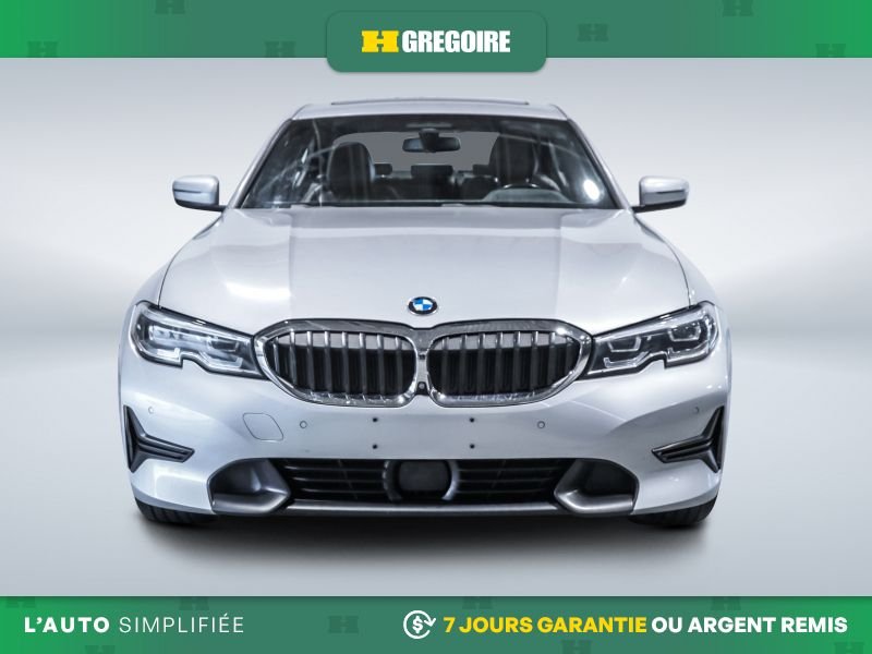 BMW 330I 823386 | 330i xDrive AUTO AC CUIR TOIT NAV MAGS CAM RECULE 2019 Argent Laval - photo #1