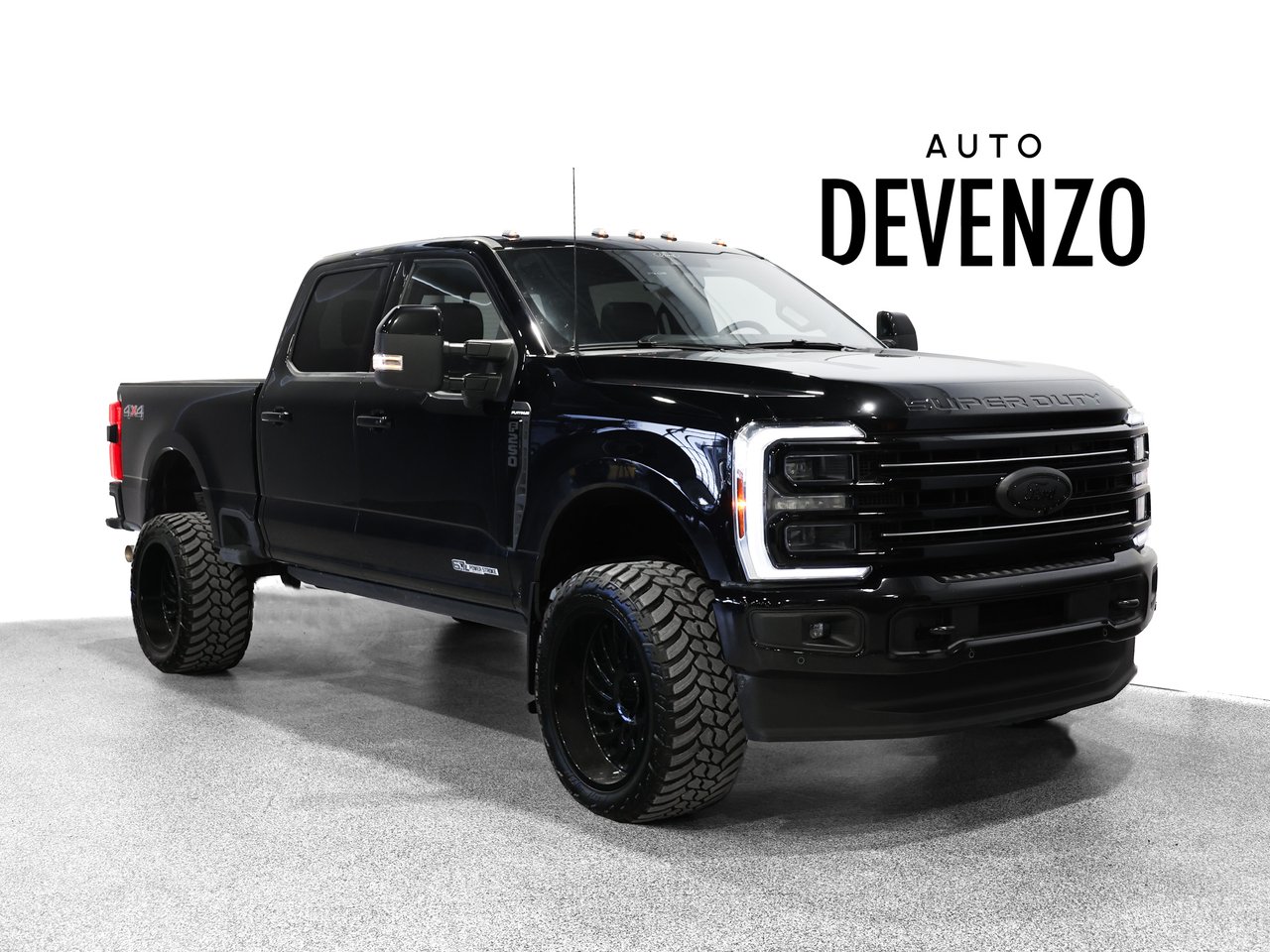 2025 Ford Super Duty F-250 SRW Black Saint-Eustache - photo #0