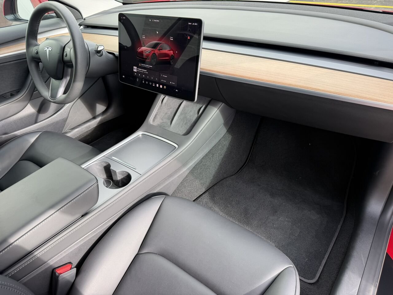 Tesla Model 3 LONG RANGE AWD 2023 Rouge Laval - photo #9