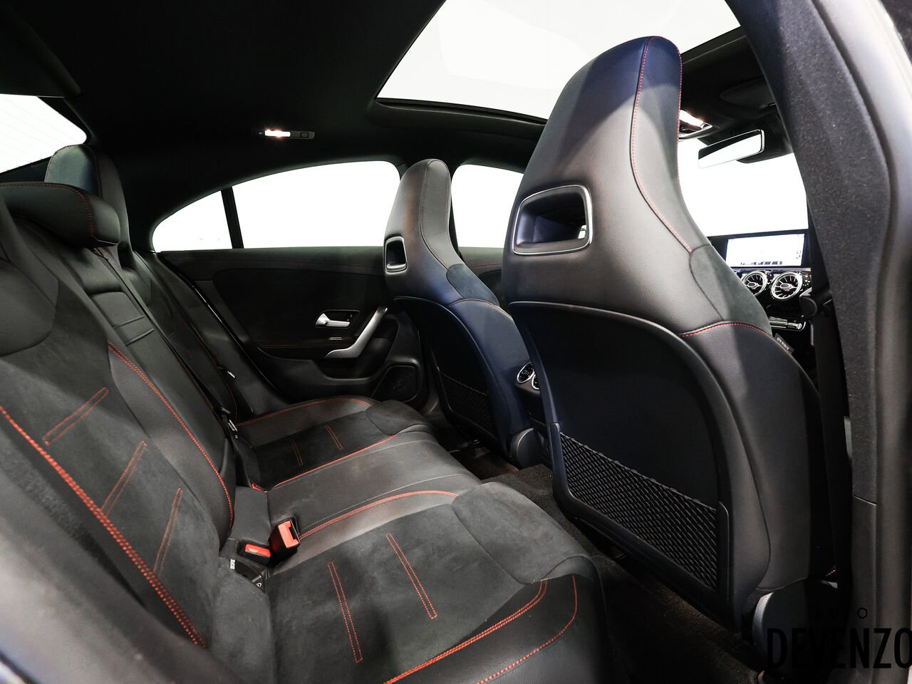 2021 Mercedes-Benz CLA Grey Saint-Eustache - photo #8