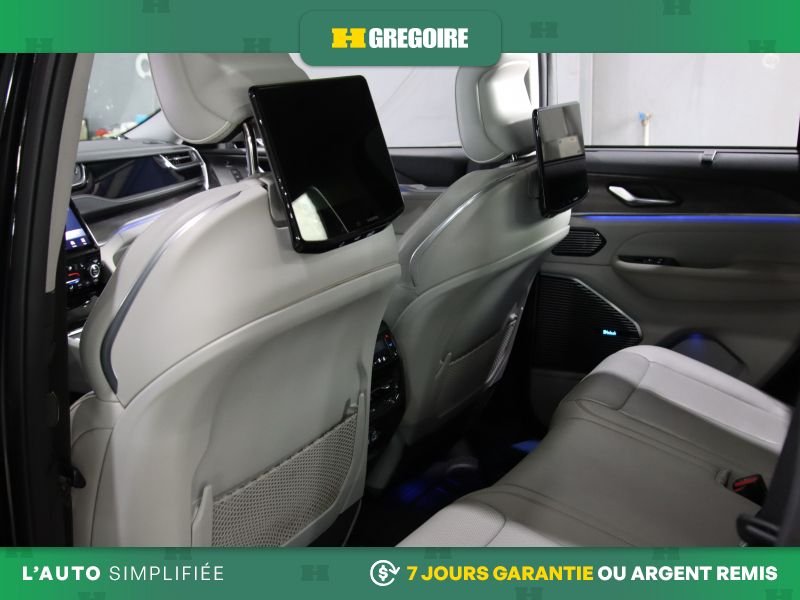 2023 Jeep Grand Cherokee Black Blainville - photo #23