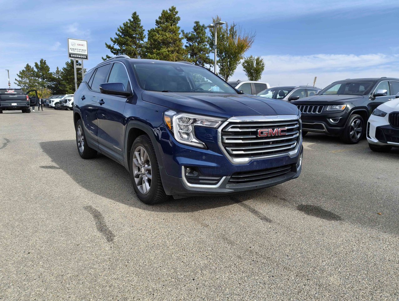2022 GMC Terrain AWD 4dr SLT Blue Sherwood Park - photo #2