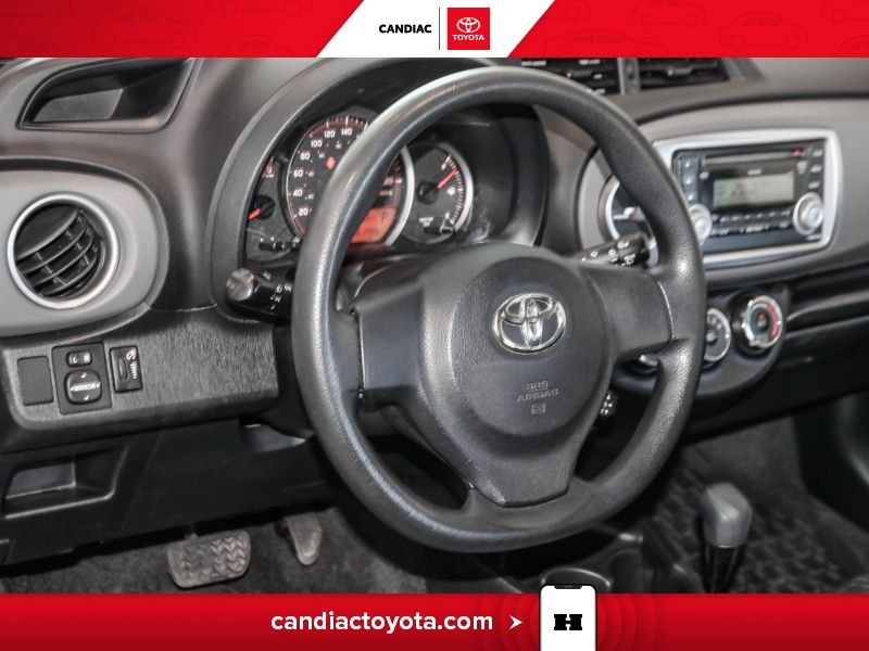 2014 Toyota Yaris Green Saint-Eustache - photo #11