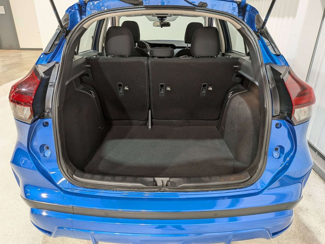 2024 Nissan Kicks SV FWD Blue Val-David - photo #8
