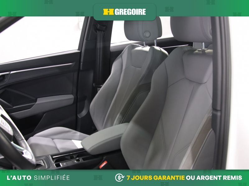 2022 Audi Q3 White Saint-Eustache - photo #20