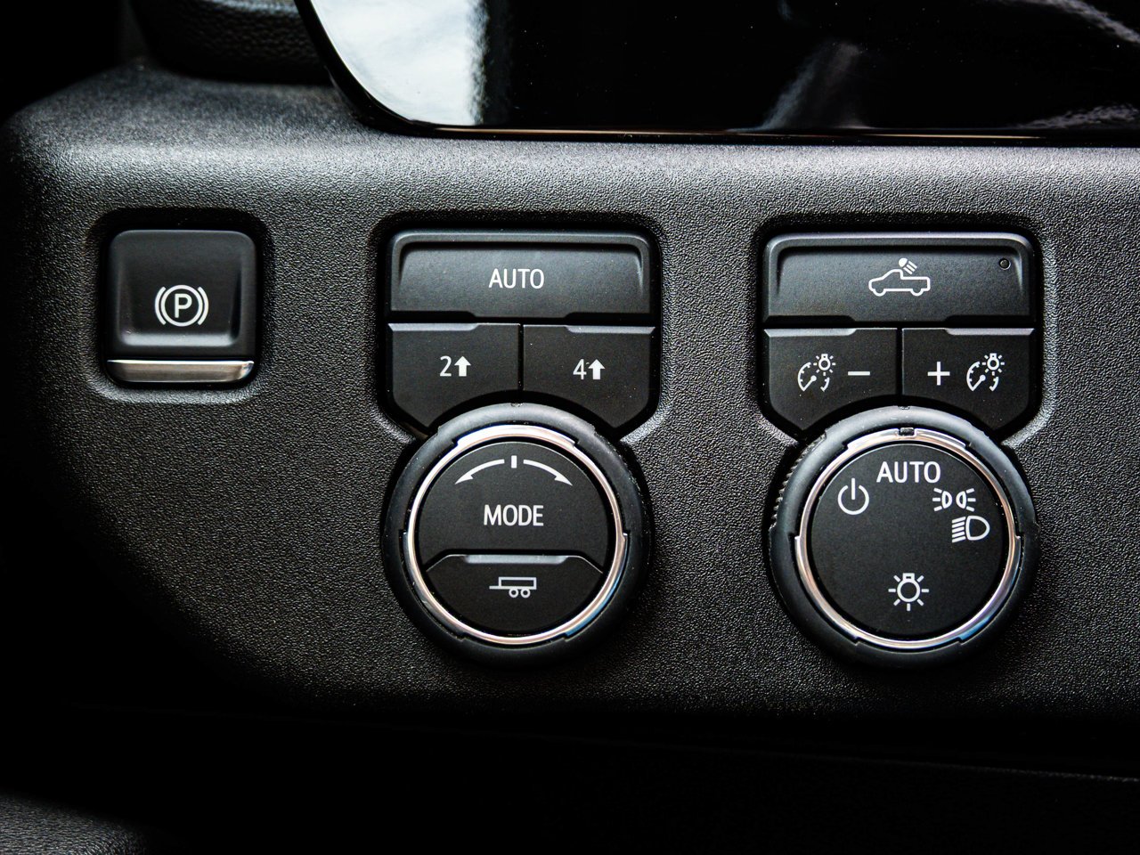 2026 Chevrolet Silverado 1500 4WD Crew Cab 147 LT Black Sherwood Park - photo #17