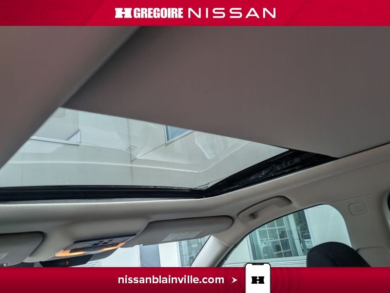 Nissan Pathfinder 2024 Gris Laval - photo #19