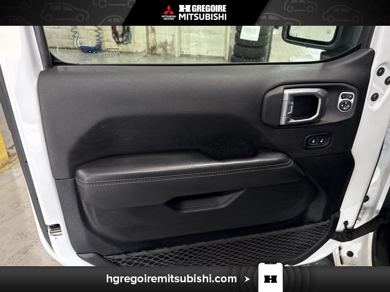 2021 Jeep Wrangler White Blainville - photo #12