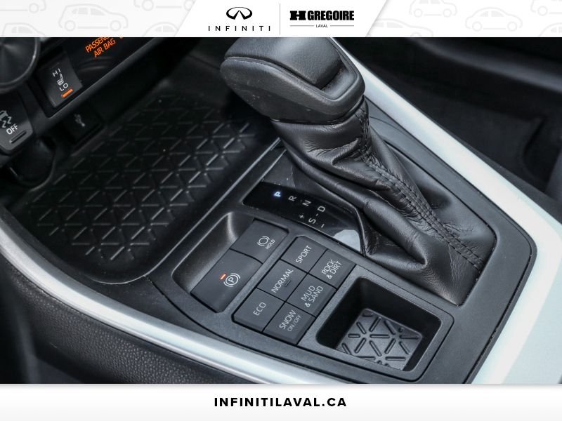 2020 Toyota Rav 4 Red Blainville - photo #19