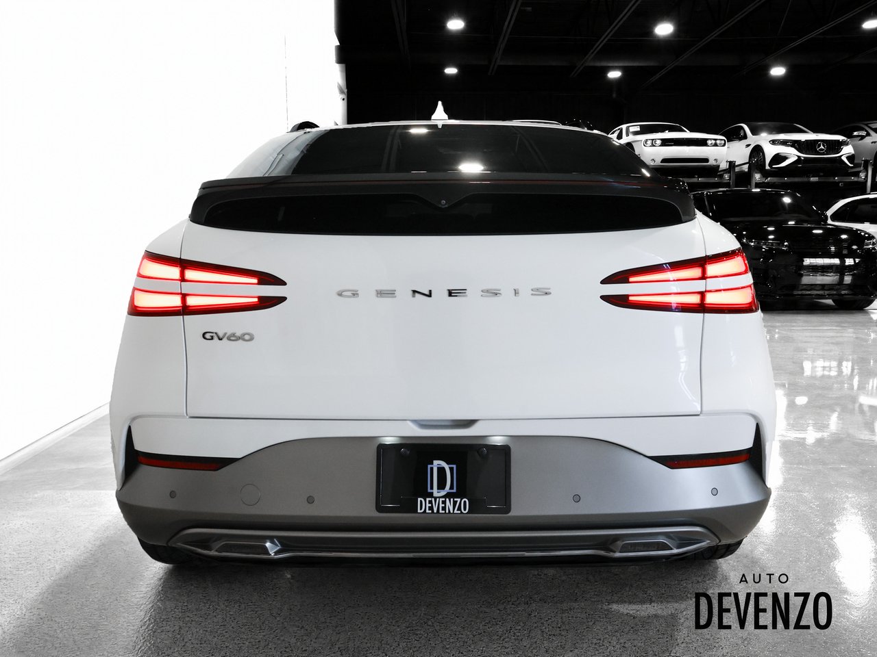 2023 Genesis GV60 White Saint-Eustache - photo #3