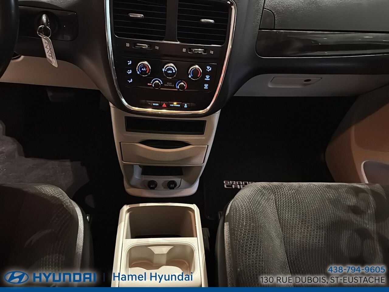 2016 Dodge Grand Caravan Black Saint-Eustache - photo #16
