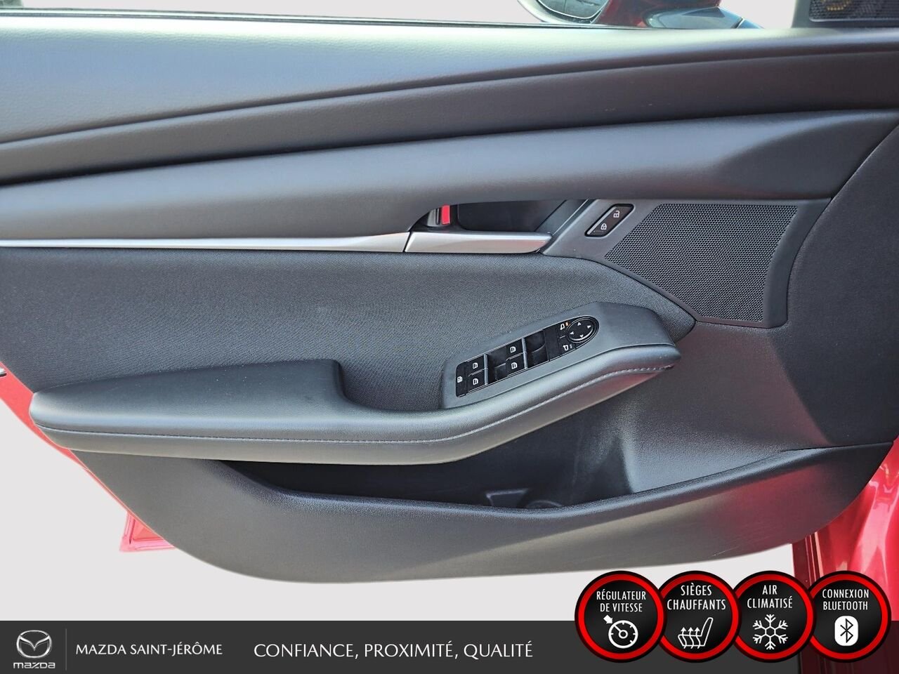 2023 Mazda Mazda3 Red Ste-Agathe des Monts - photo #11