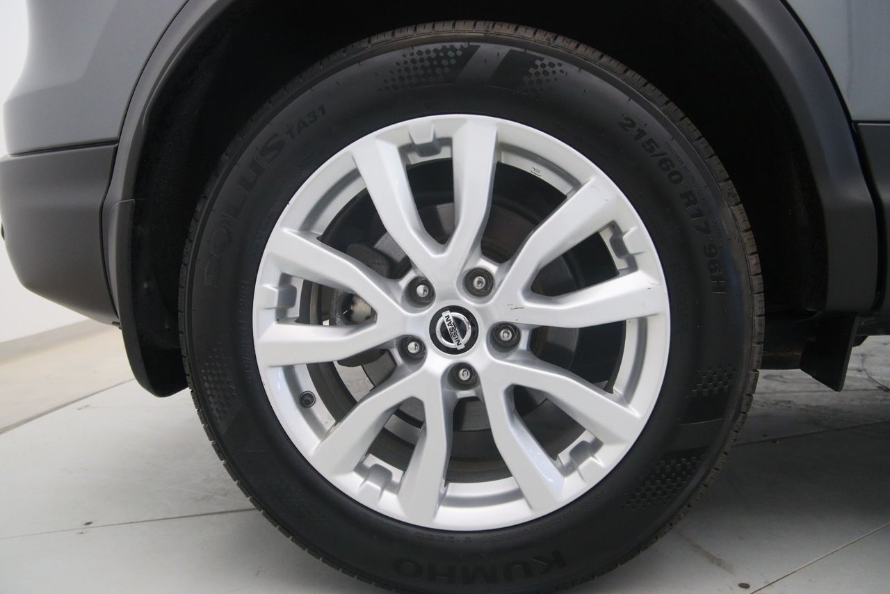 2023 Nissan Qashqai Grey Baie-Comeau - photo #17