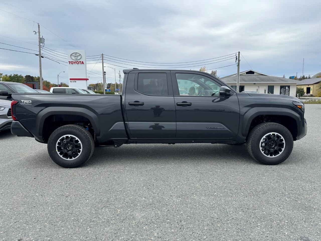 2026 Toyota Tacoma Double Cab 4x4 BA emp. court Grey Val-d'Or - photo #1