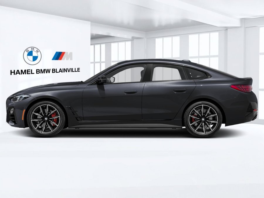 BMW Série 4 M440i xDrive 2027 Noir saphir métallisé