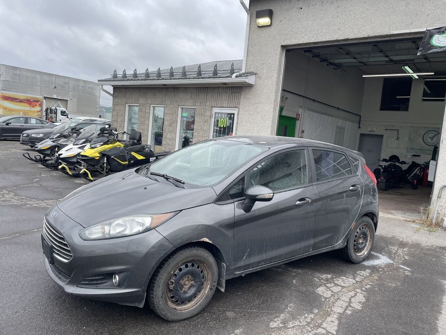 Ford Fiesta Hayon 5 portes SE 2016 Noir