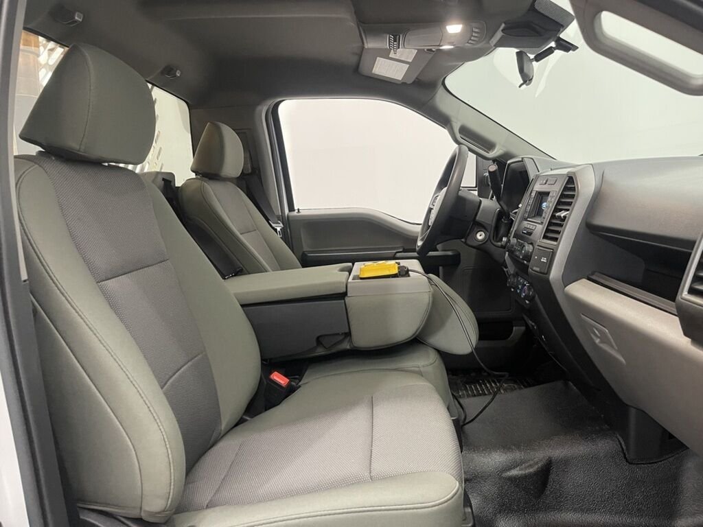2022 Ford Super Duty F-550 Location Disponible / Leasing Available White Kirkland - photo #18