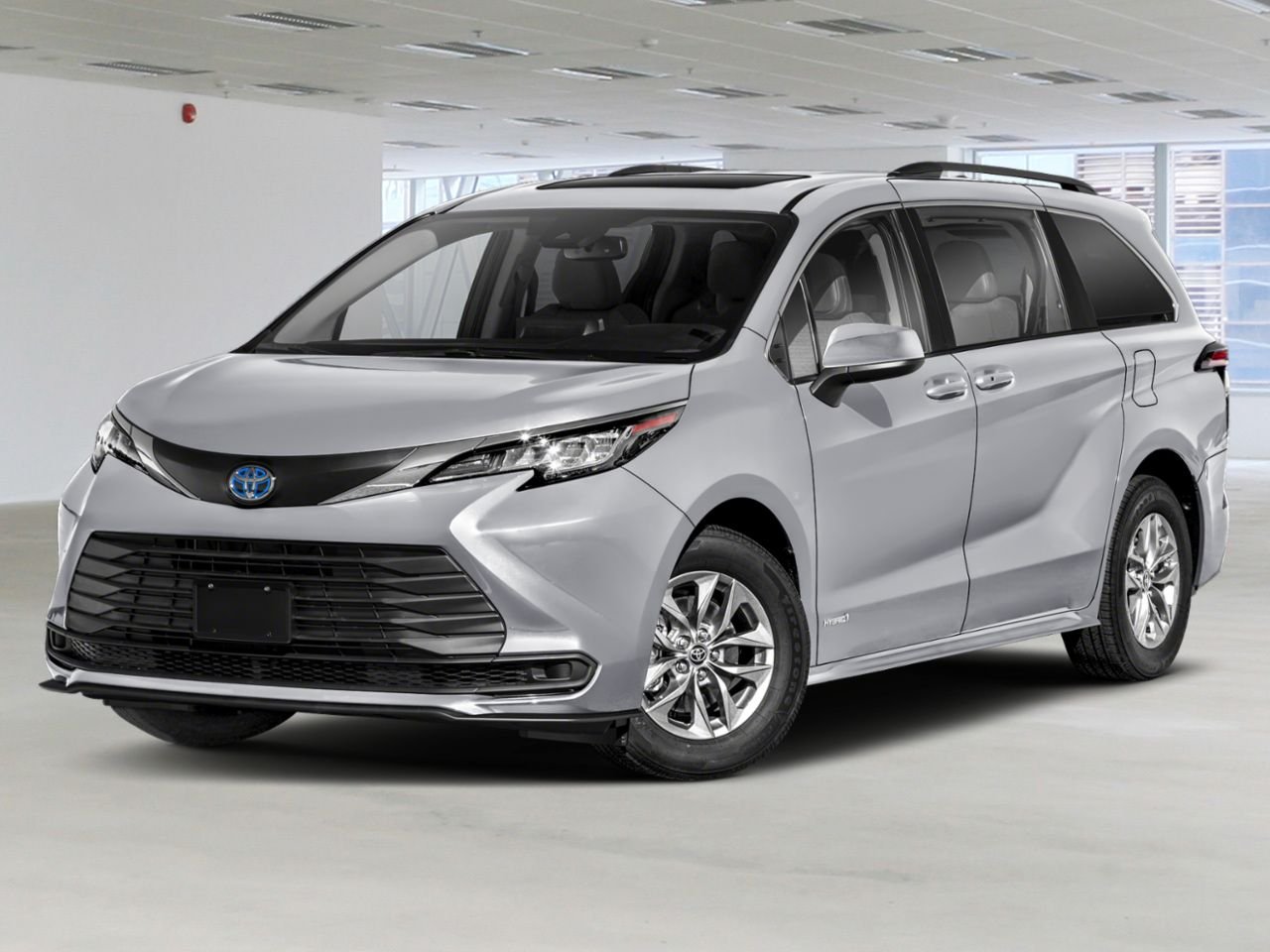 TOYOTA SIENNA HYBRID LE TA 8 places 2024 Argent Gatineau - photo #0