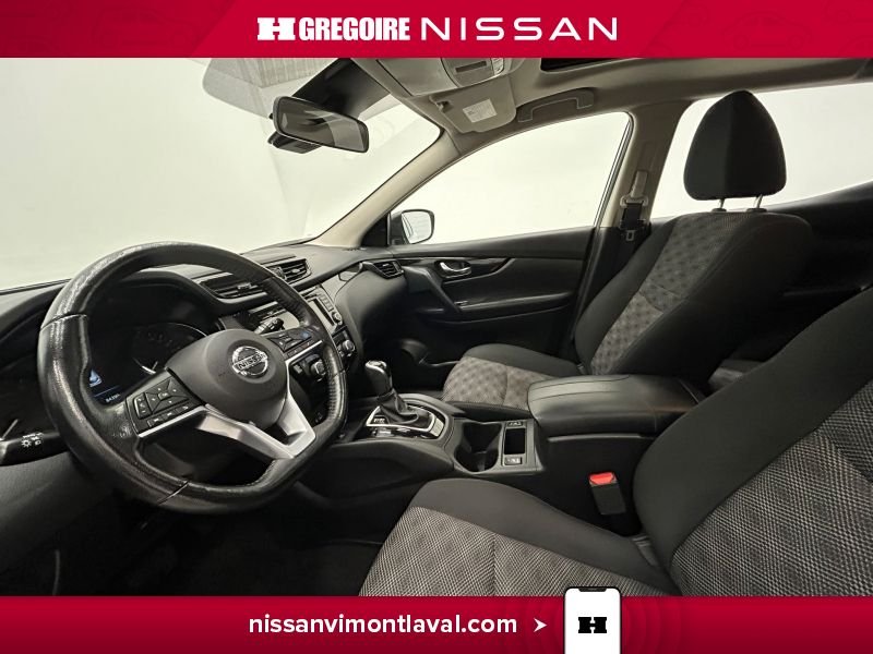 Nissan Qashqai 2023 Blanc Laval - photo #24