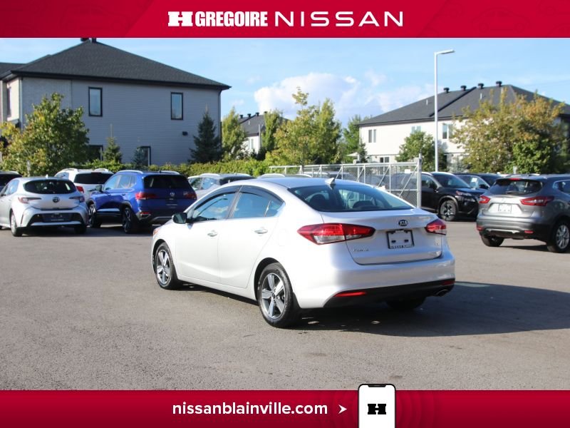 2018 Kia Forte Grey Laval - photo #8