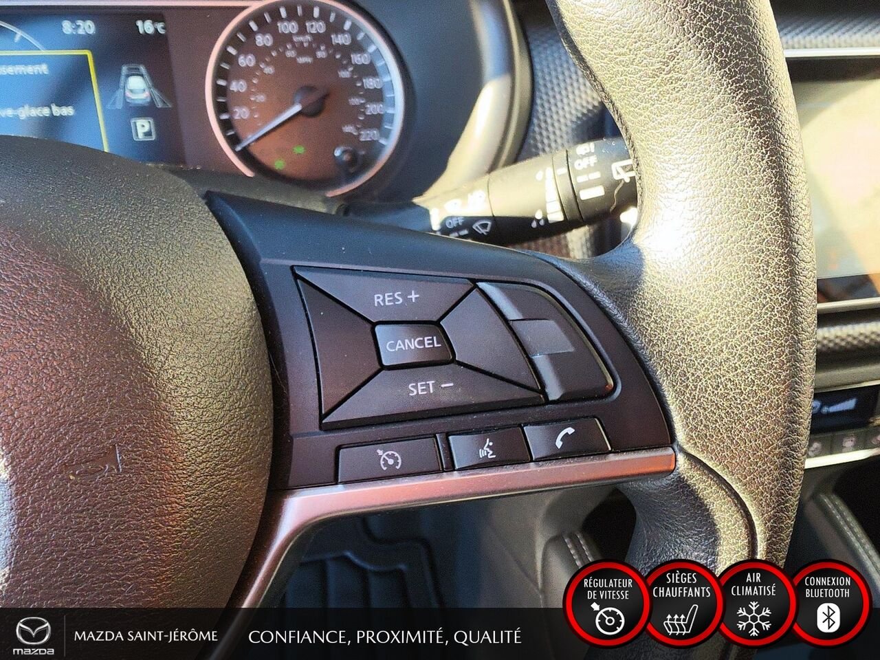 Nissan Kicks SV | JAMAIS ACCIDENTÉ | SIÈGES CHAUFFANTS | APPLE CARPLAY | DÉMARREUR À DISTANCE 2020 Bleu Saint-Jérôme - photo #14