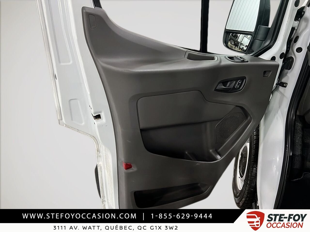 2025 Ford Transit fourgon utilitaire White Québec - photo #10