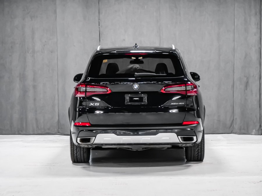 BMW X5 xDrive40i 2 SET DE PNEUS 2019 Noir