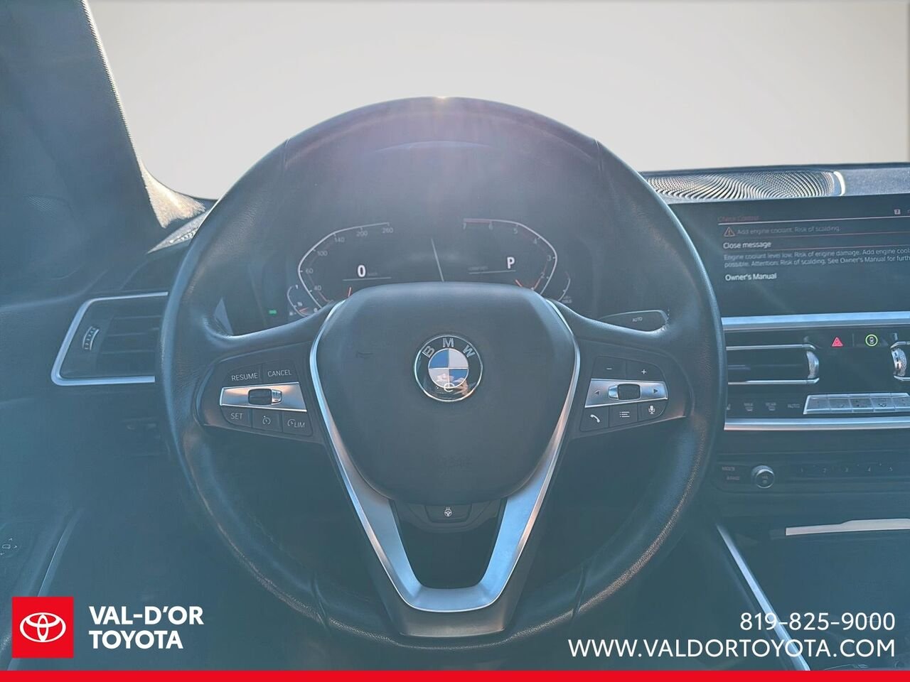 BMW Série 3 330i xDrive berline 2019 Noir Val-d'Or - photo #10