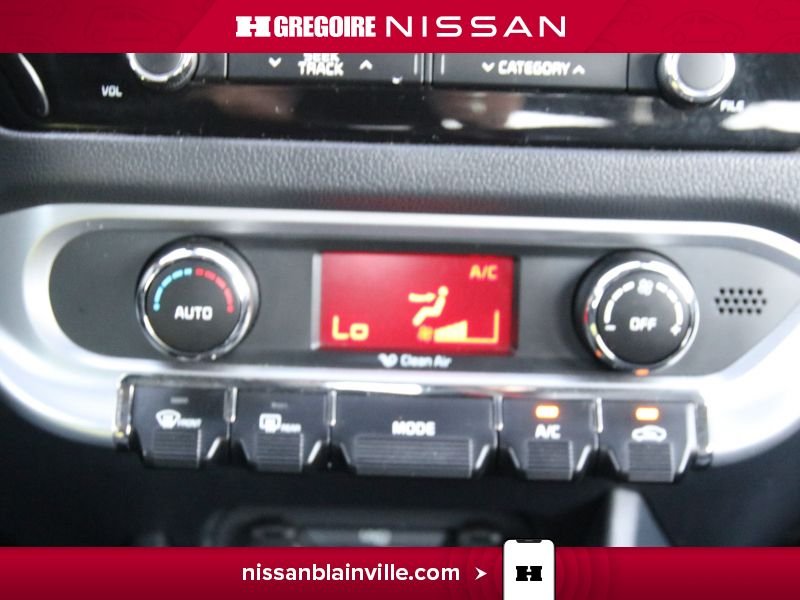 2016 Kia Rio Laval - photo #18